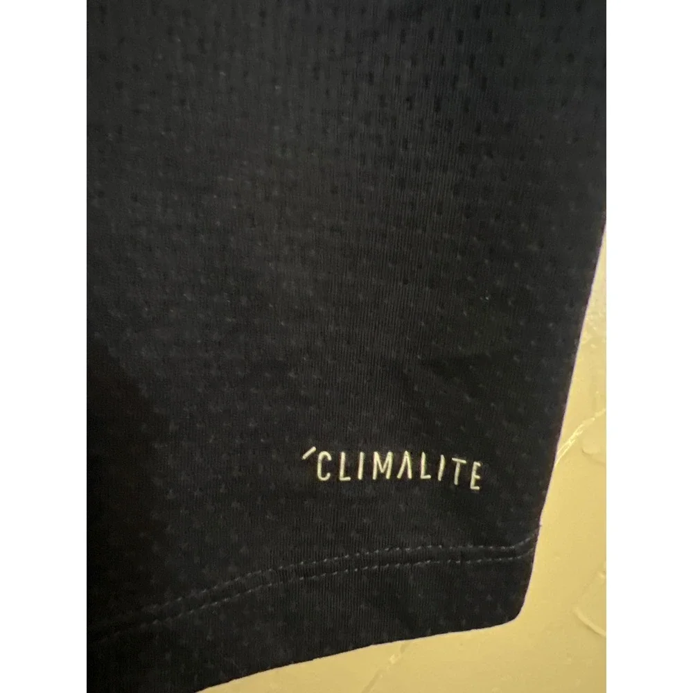 Adidas Short Sleeve Hoodie Mens Large Navy Blue Good Climalite FreeLift Graphic